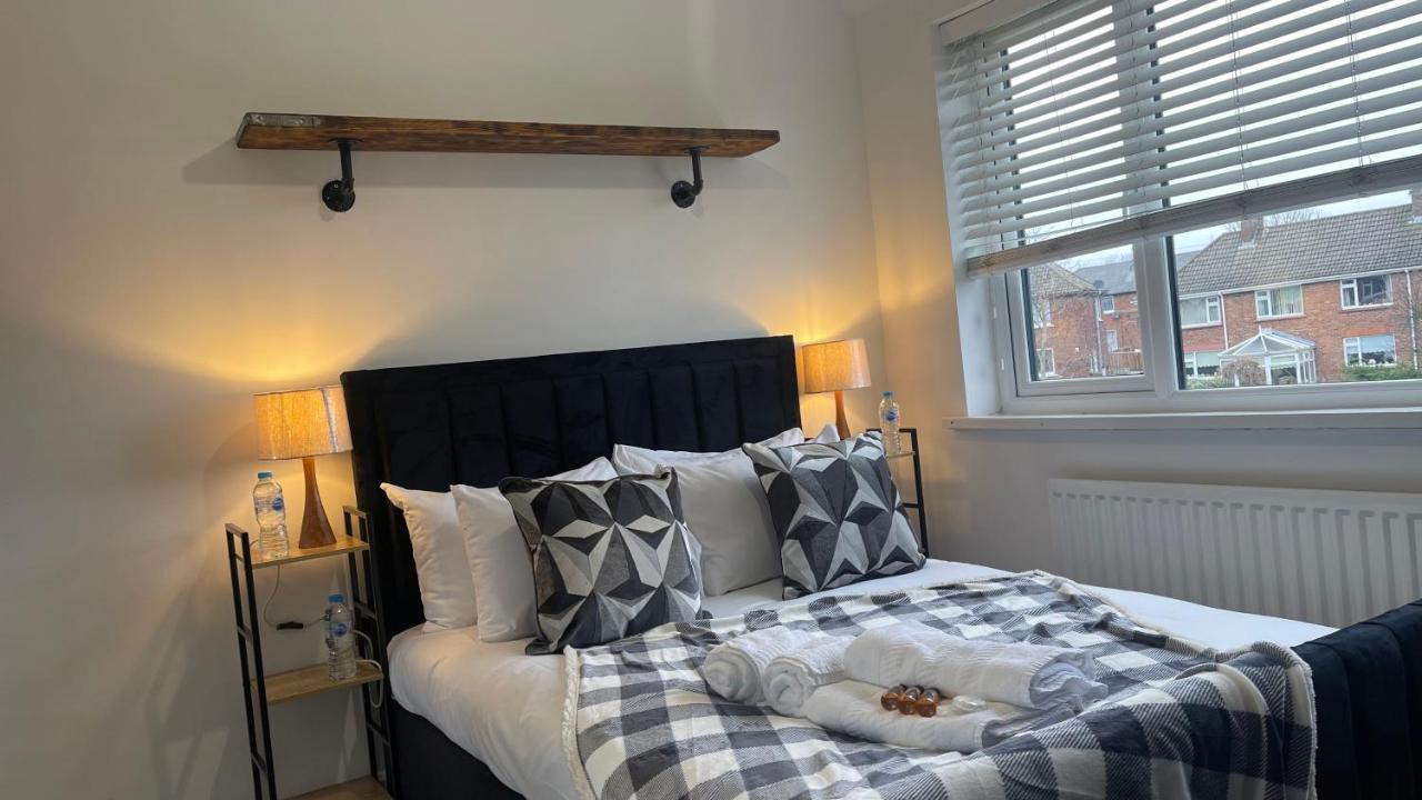 Fully Serviced Three Bed House In Durham Exterior foto